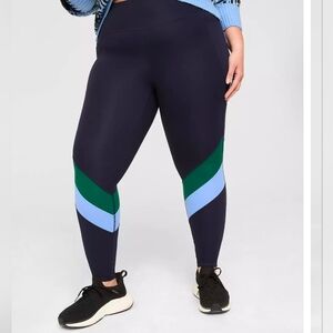 Livi Active Leggings 7/8 Women's Size 22/24 Blue Athletic Workout Gym Yoga Soft